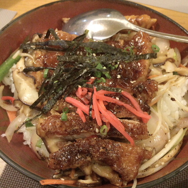 和一群二逼同事吃飯，我減肥就負責