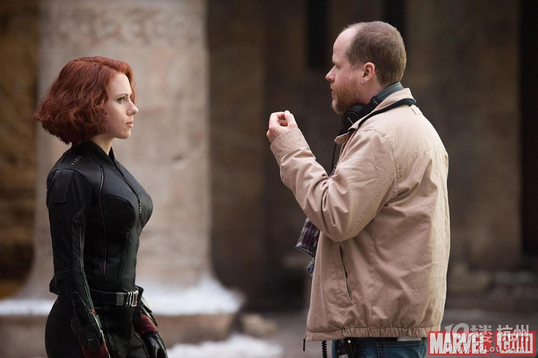 《复仇者联盟2》海量新剧照美队雷神并肩作战