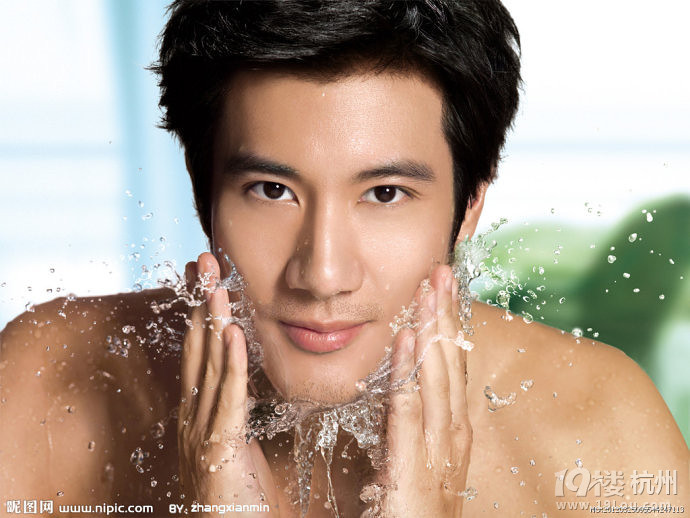 10大歌星创作歌曲时的雷人怪癖(图)