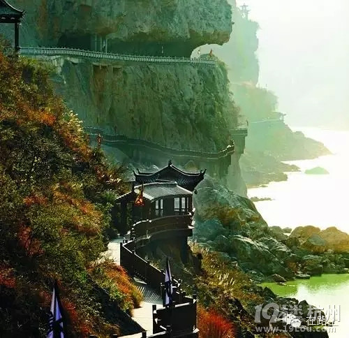 别去知名景区看人啦,国内好玩又冷门的城市大