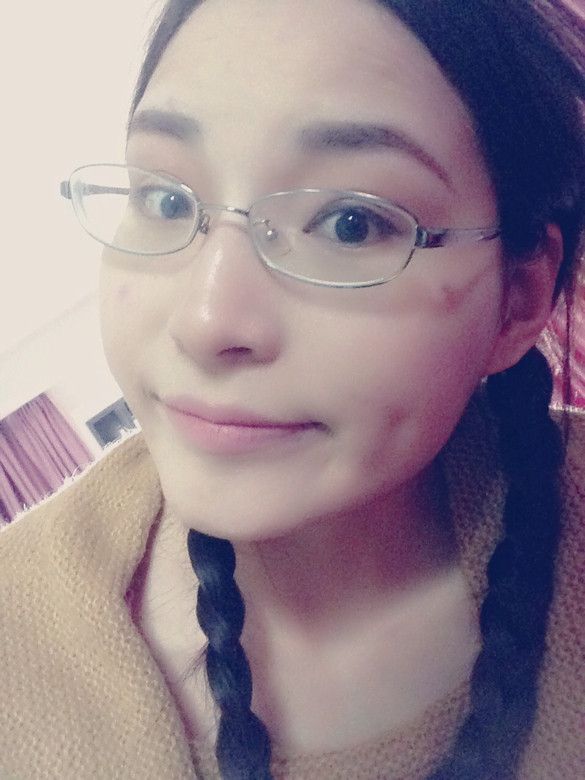 半年来终于刮眉毛了 哈哈哈哈哈哈-手机随手拍