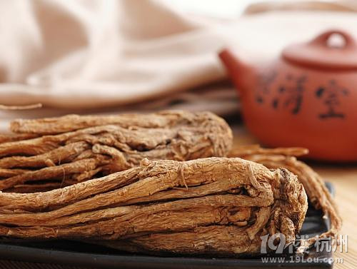 <em>月经</em>量<em>少吃什么药</em>?<em>月经</em>量少是什么原因?-<em>女性</em>