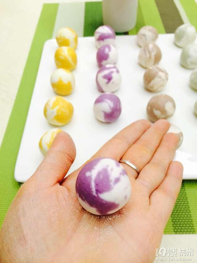 如此得貌美如花，心嘴皆醉----雨花石之戀