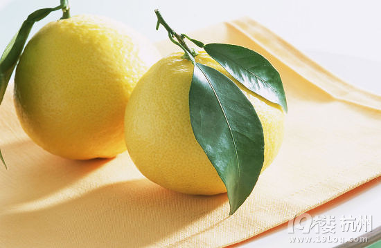 来帮帮忙!喉咙痛吃什么水果好?-我要求助-健康