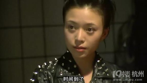 图解电影《纪子的餐桌》姐妹集体自杀吃不消(