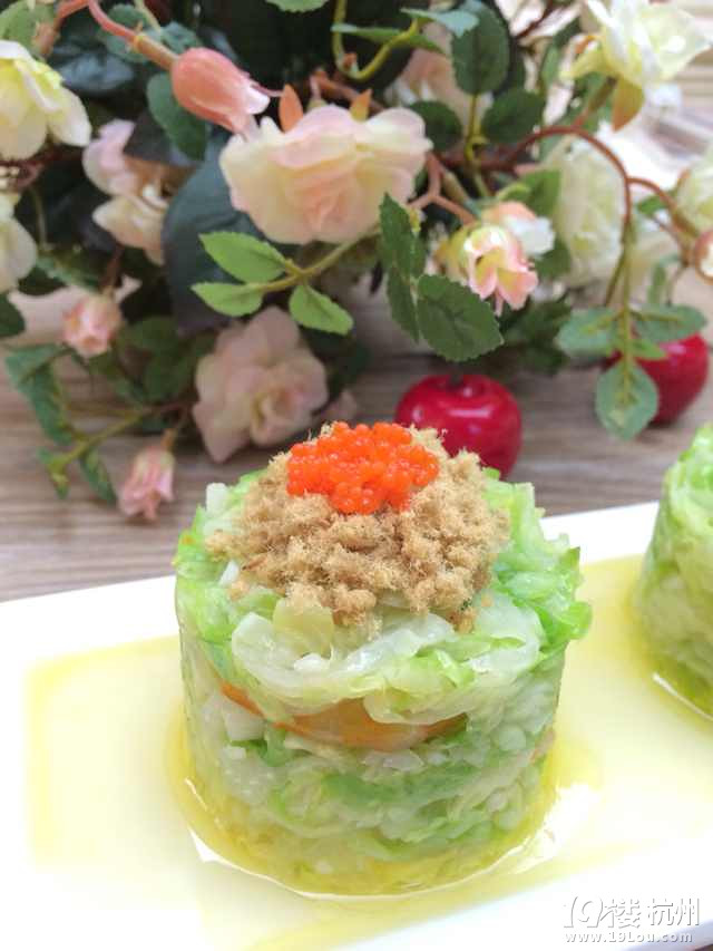 輕食----優(yōu)雅的形，清淡的鮮，秀色花樣包菜