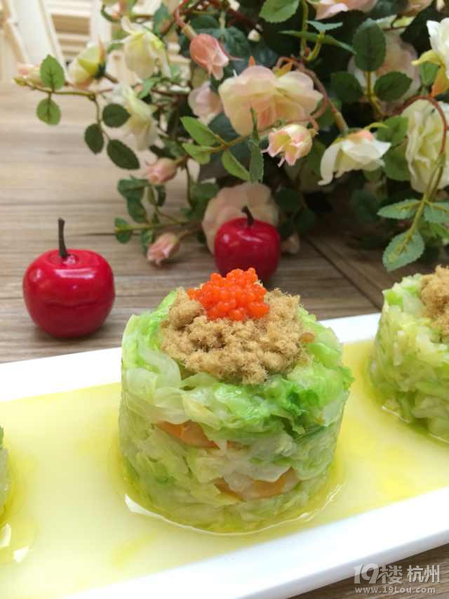 輕食----優(yōu)雅的形，清淡的鮮，秀色花樣包菜
