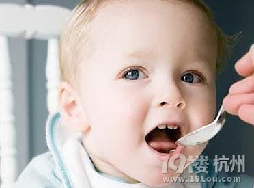 孩子什么時(shí)候斷奶好？什么季節(jié)斷比較好？