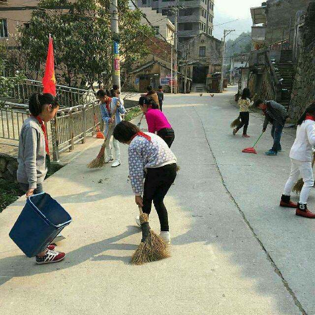 学雷锋公益活动