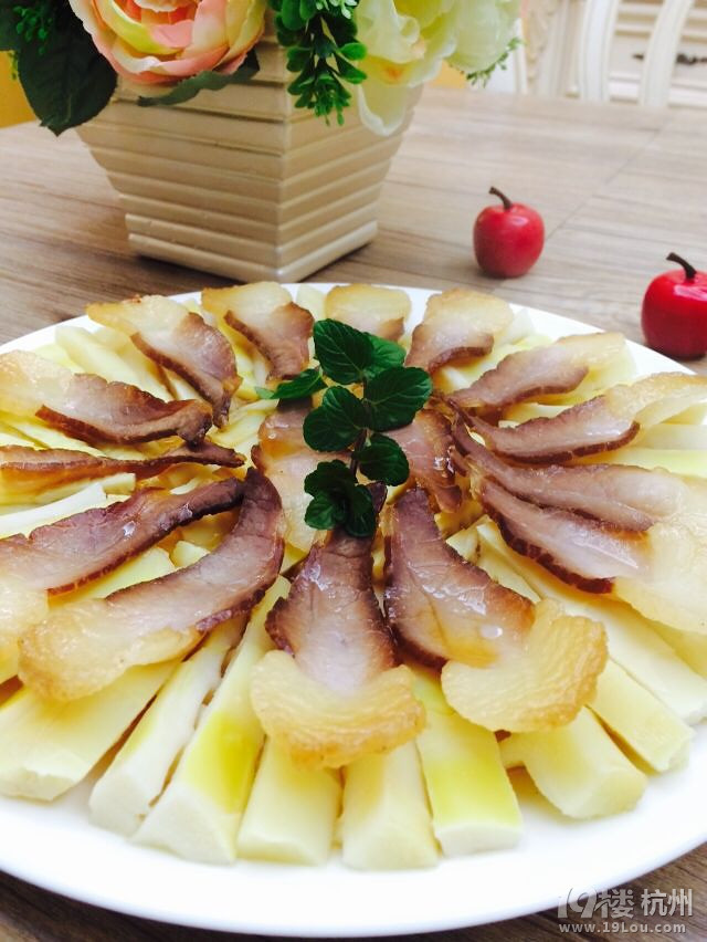 美味醬肉遇上鮮嫩春筍的妙不可言----醬肉蒸春筍