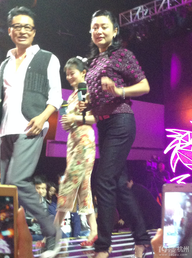 录制我不是明星第六季总决赛