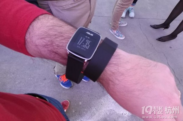 [D]L(zhng)m(x) ATչʾֱVivoWatch