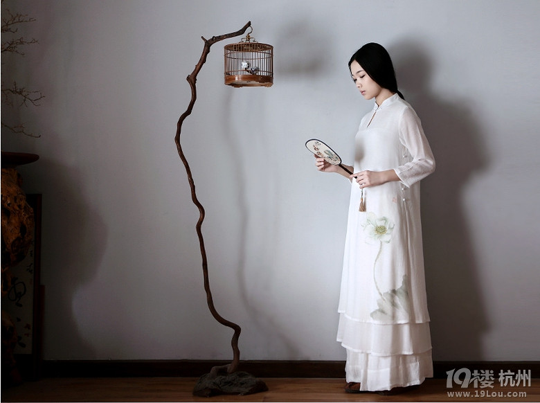 拈花<em>微笑女装</em>怎么样长裙折扣是多少-Shopping