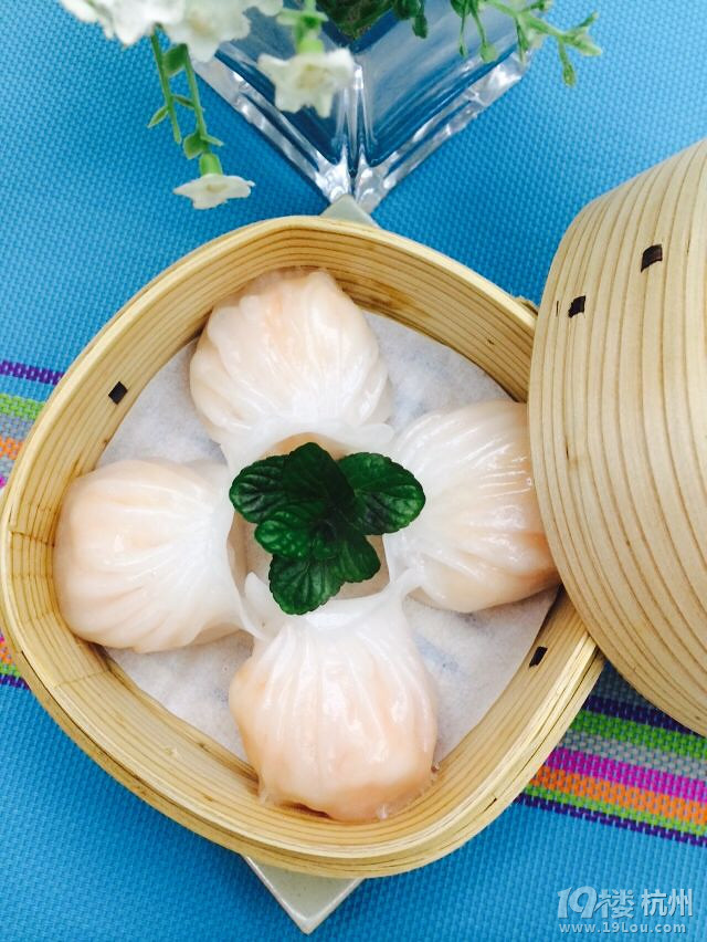 晶莹剔透、皮薄馅Q--美味虾饺皇