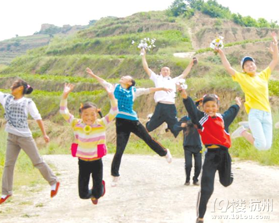 2000万学费资助,中国教育资助网吹响公益助学