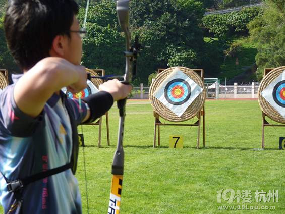 這個(gè)五一可以來(lái)這里盡情采桑葚啦