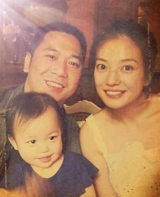 赵薇套现10亿港元靠家里人 揭内地阔太生活-盘