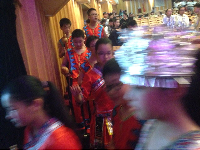 红星剧院圆满成功