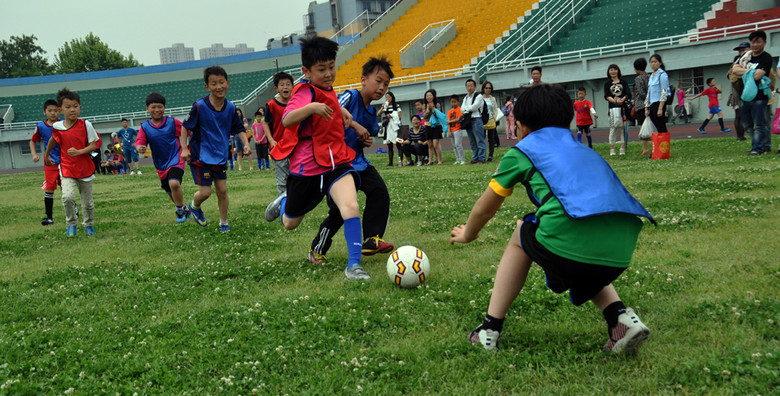 萧山举办小学生足球赛 -边走边拍-边走边拍-杭