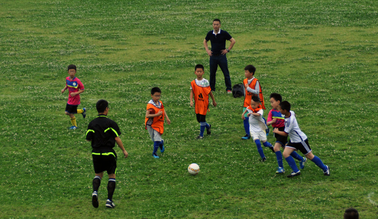 萧山举办小学生足球赛 -边走边拍-边走边拍-杭