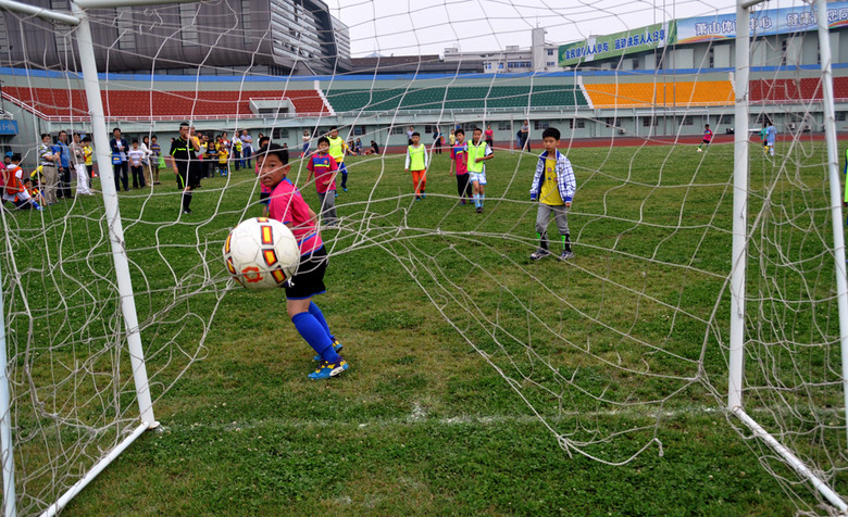 萧山举办小学生足球赛 -边走边拍-边走边拍-杭