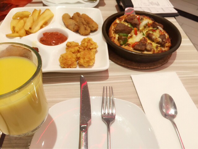 医生千叮咛万嘱咐不要碰辛辣的食物跟冷饮!-养