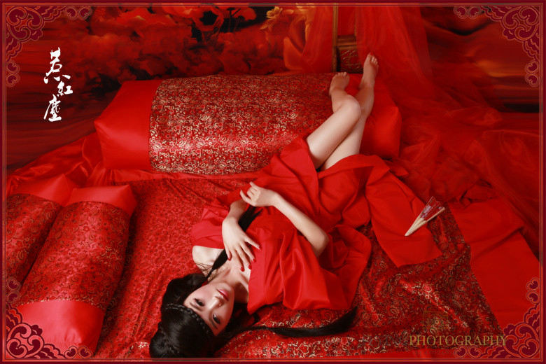 [飄揚(yáng)]—《紅色》