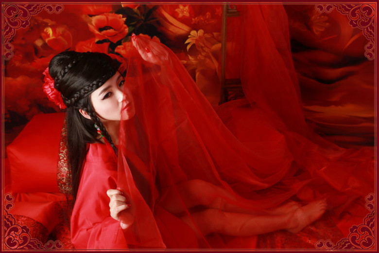 [飄揚(yáng)]—《紅色》