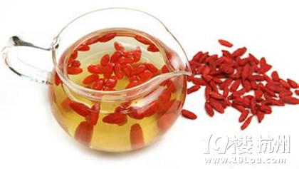 喝什么对眼睛好?保护眼睛还要多吃蔬菜水果哦