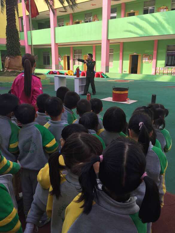 我家宝贝在黄岩好时光幼儿园消防演练的日子-