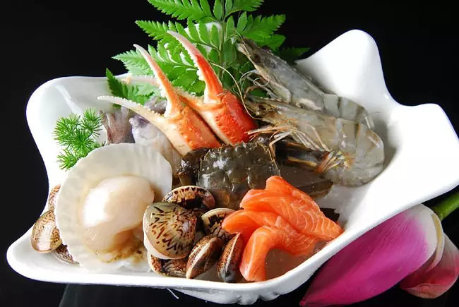 海洋无声杀手!男子吃生牡蛎加白酒后生命垂危