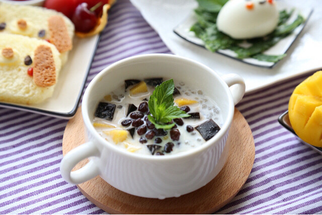 第十九天:小狗吐司、仙草芒果西米露、鸡蛋-1