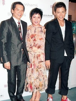 向华强儿子欠债百万 揭香港娱乐圈真正 太子爷