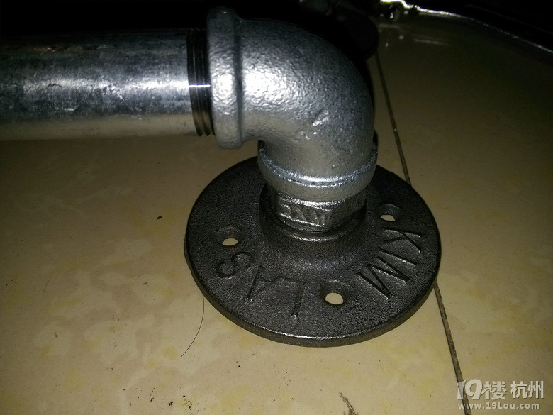 可缓解颈椎和肩膀不适之---家用自制单杠-健康