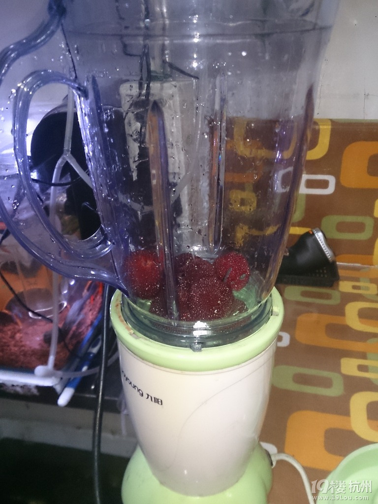 端午节过后杨梅吃不光可以拿来做杨梅果酱-其