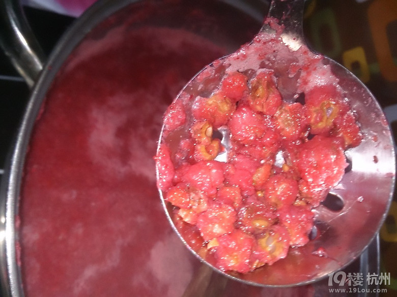 端午节过后杨梅吃不光可以拿来做杨梅果酱-其