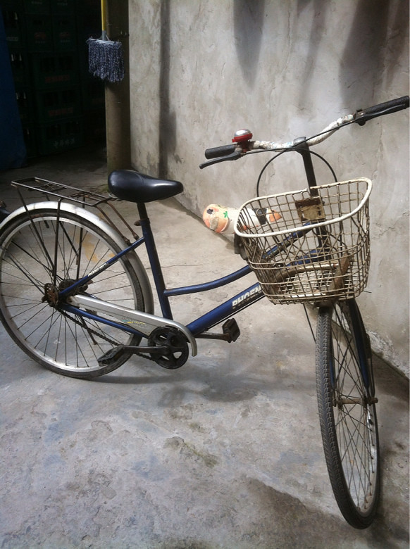 求购二手自行车一辆.家住华丰附近