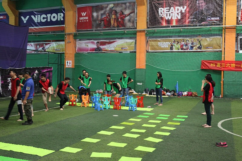 奔跑吧兄弟指压板通关游戏,每周两期,持续中