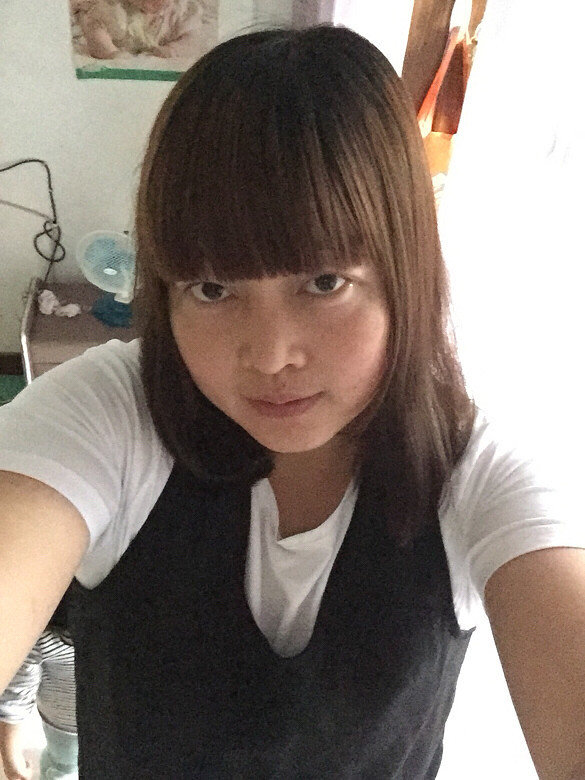 臭美的女人哈哈-手机随手拍-杭州19楼