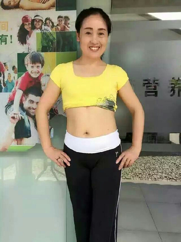 秀丽姐,48岁,南翔开大一号服装店-手机随手拍-