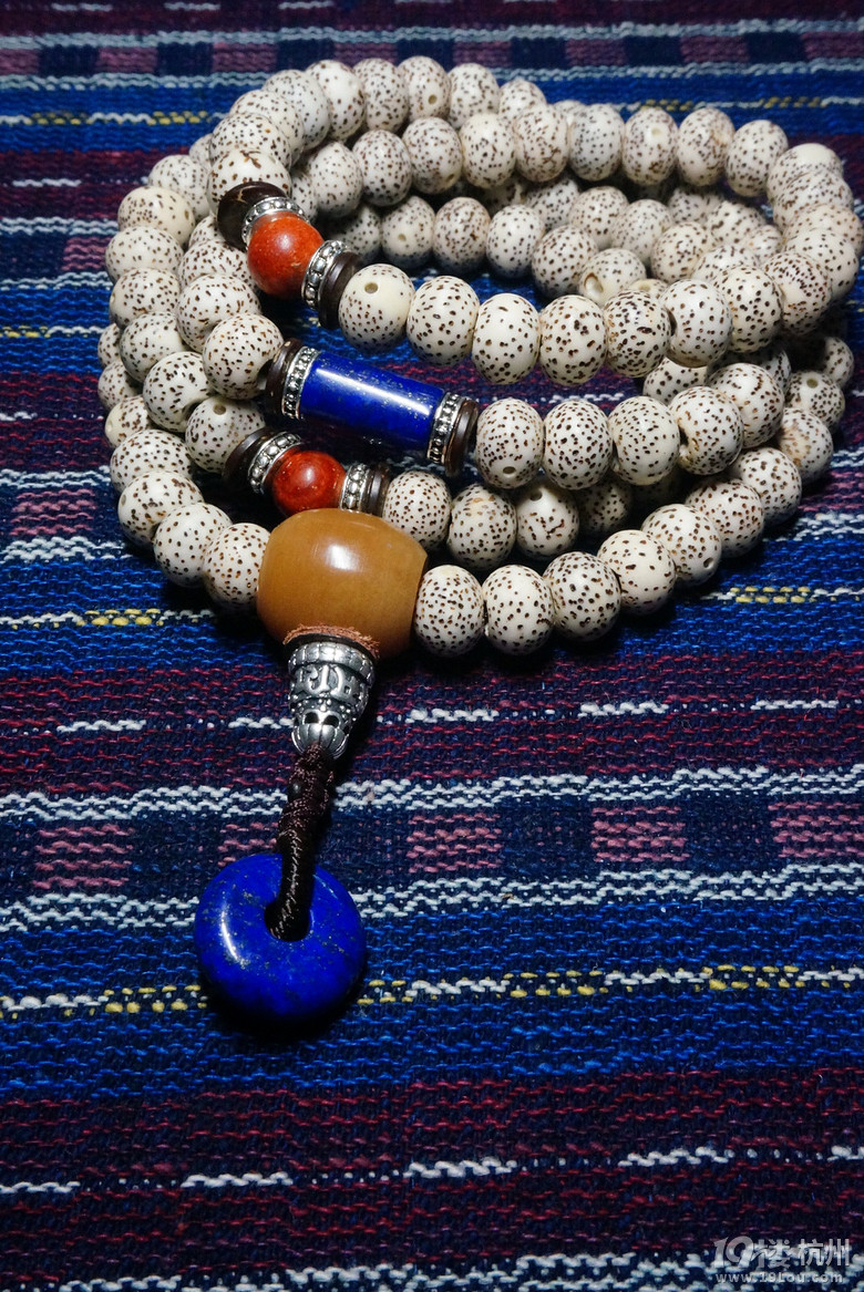 发发我自己设计的手串吧-服饰搭配-咖啡大教室