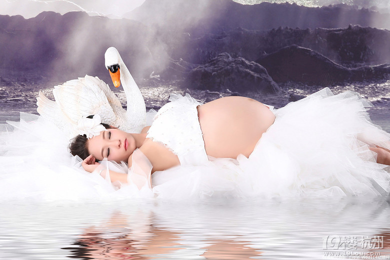 <em>怀孕</em>也要美美哒~~孕妇婚纱照的13个小贴士~~