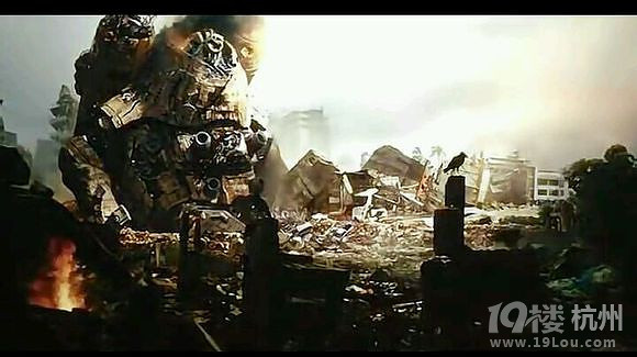 图解电影《环太平洋》机甲战士大战小怪兽!(完