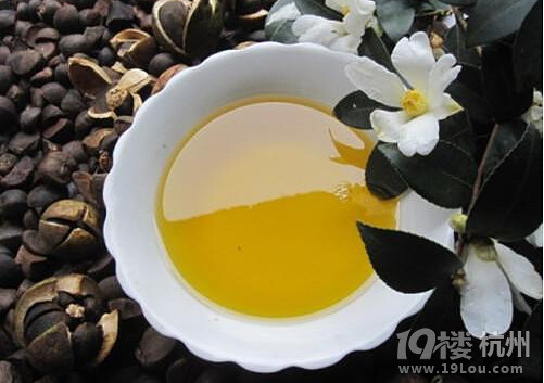 茶油怎么吃,即可口服也可外用-食用八卦-美食俱