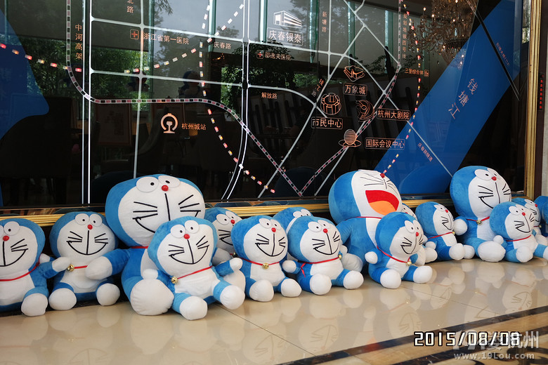 现在的售楼部真好玩,成了孩子们暑假最爱去的