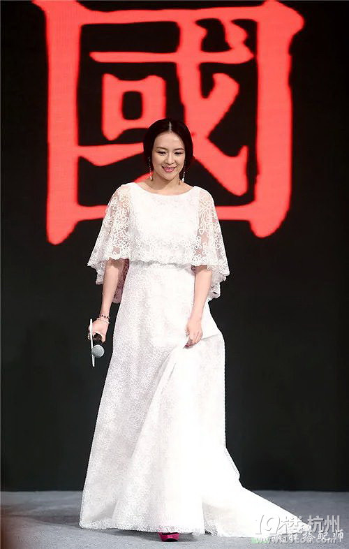 章子怡升級辣媽，揭秘她愛情事業(yè)雙豐收的秘訣！