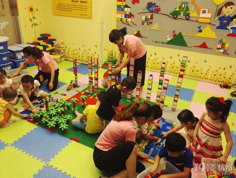 【妈咪课堂】我是小小建筑师+韦哲国际创意中