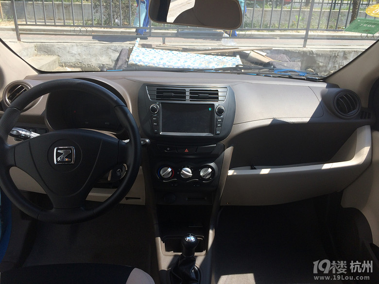 新能源电动汽车众泰云100-二手车-杭州19楼