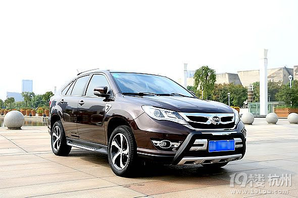 比亚迪S7高配 斯巴达褐色【开了几个月的新车