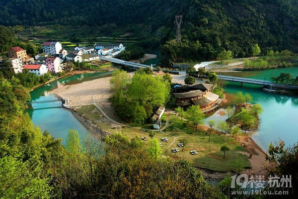 2015益生?芦茨湾民族游戏园家庭活动日行程-